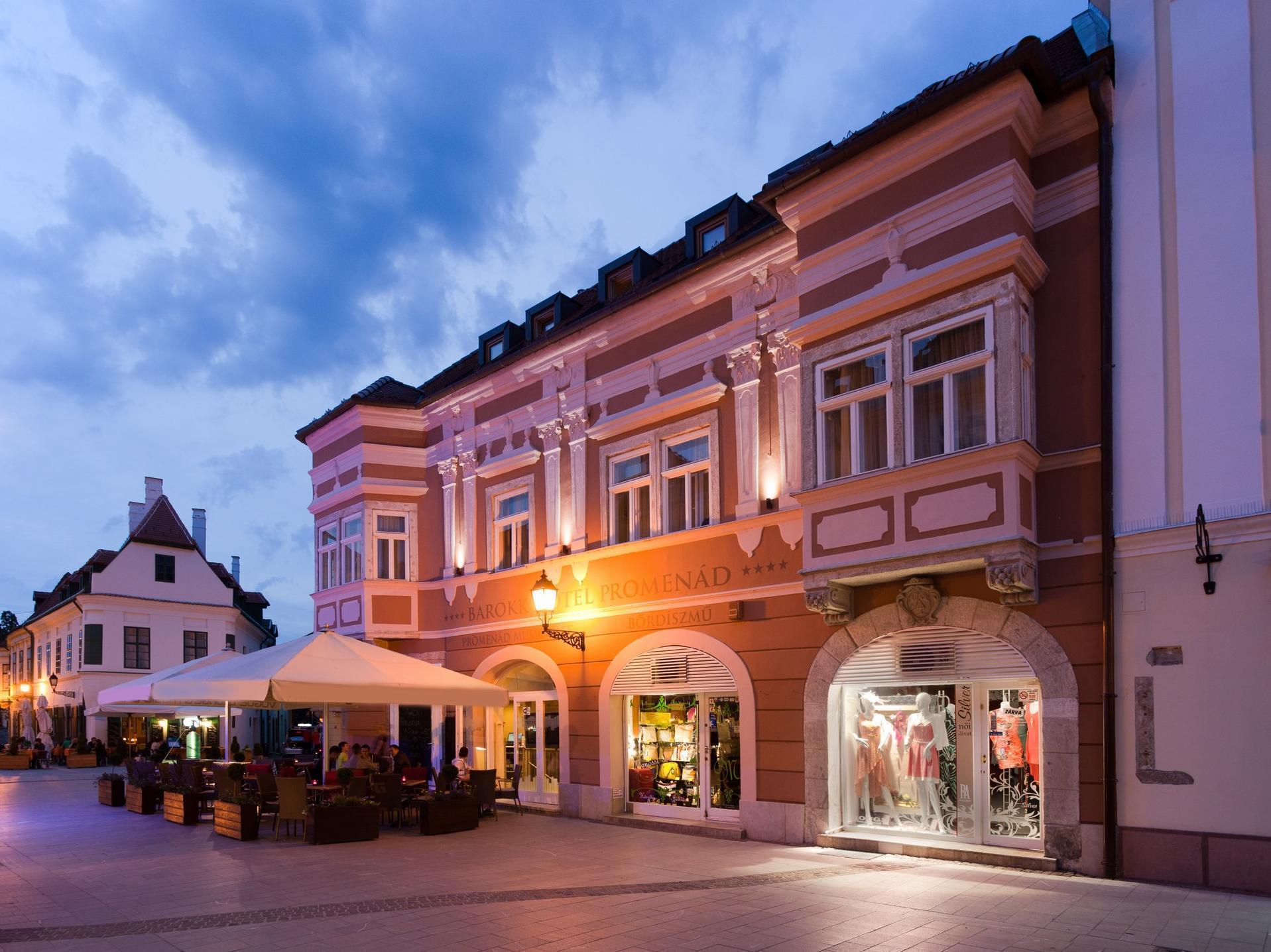 Barokk Hotel Promenád Ráb Exteriér fotografie